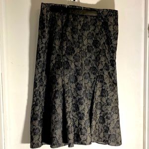 Laura Lacey skirt size 14 AND silky shawl